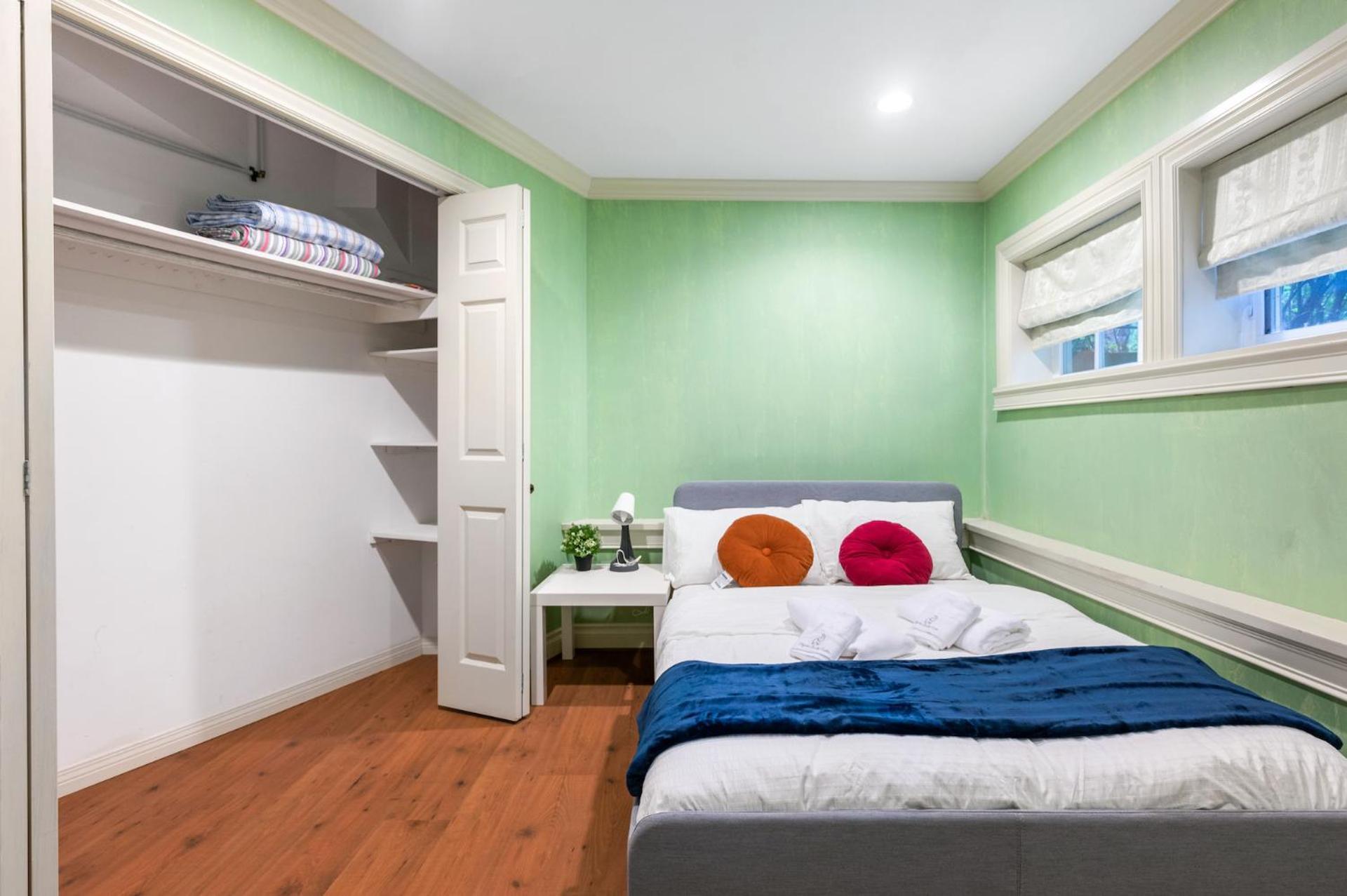 Charming Retreat On Cypress Street, Your Home Away From Home Ванкувер Экстерьер фото